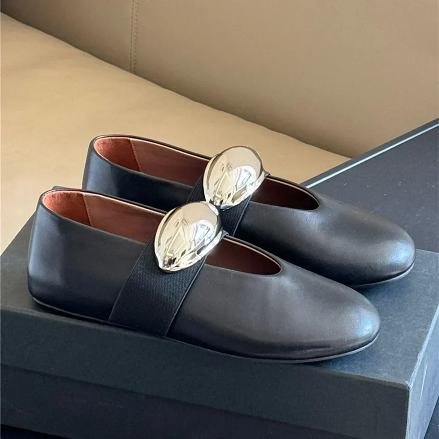 Heidi-Mode | Gotta Stop Pretending Flache Schuhe - Image 13