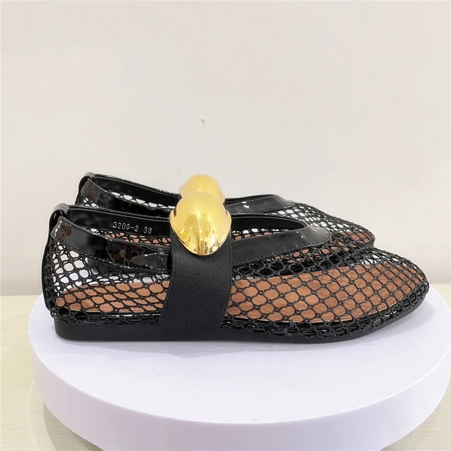 Heidi-Mode | Gotta Stop Pretending Flache Schuhe - Image 6