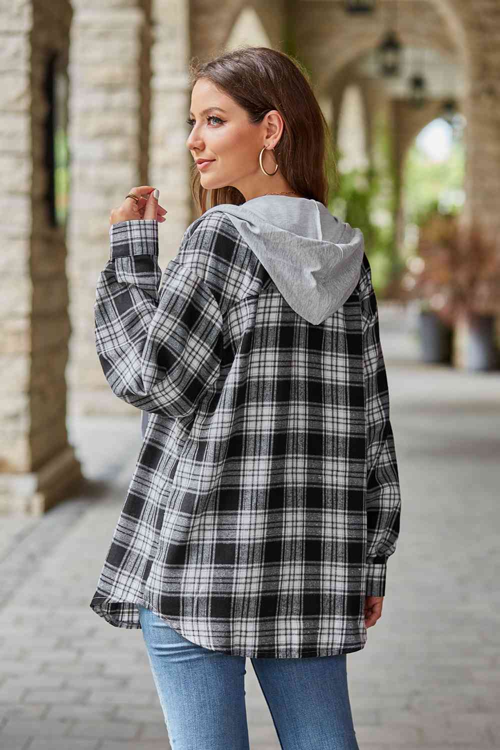 Heidi-Mode | Karierter Langarm Kapuzenjacke - Image 4