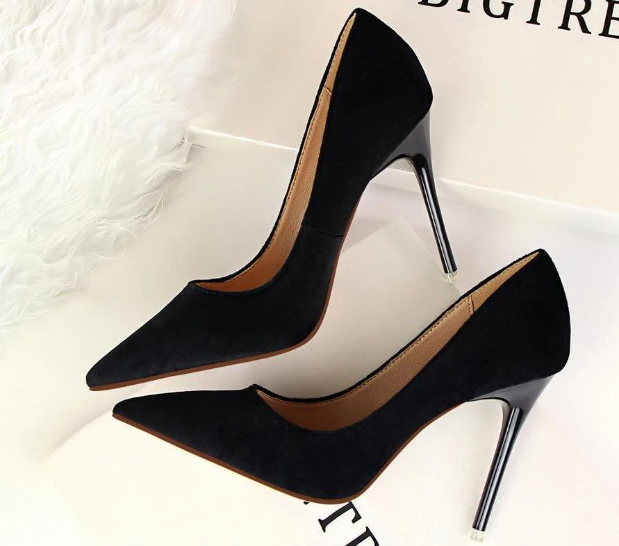Heidi-Mode | Kollektion Von Römischen High Heels - Image 4