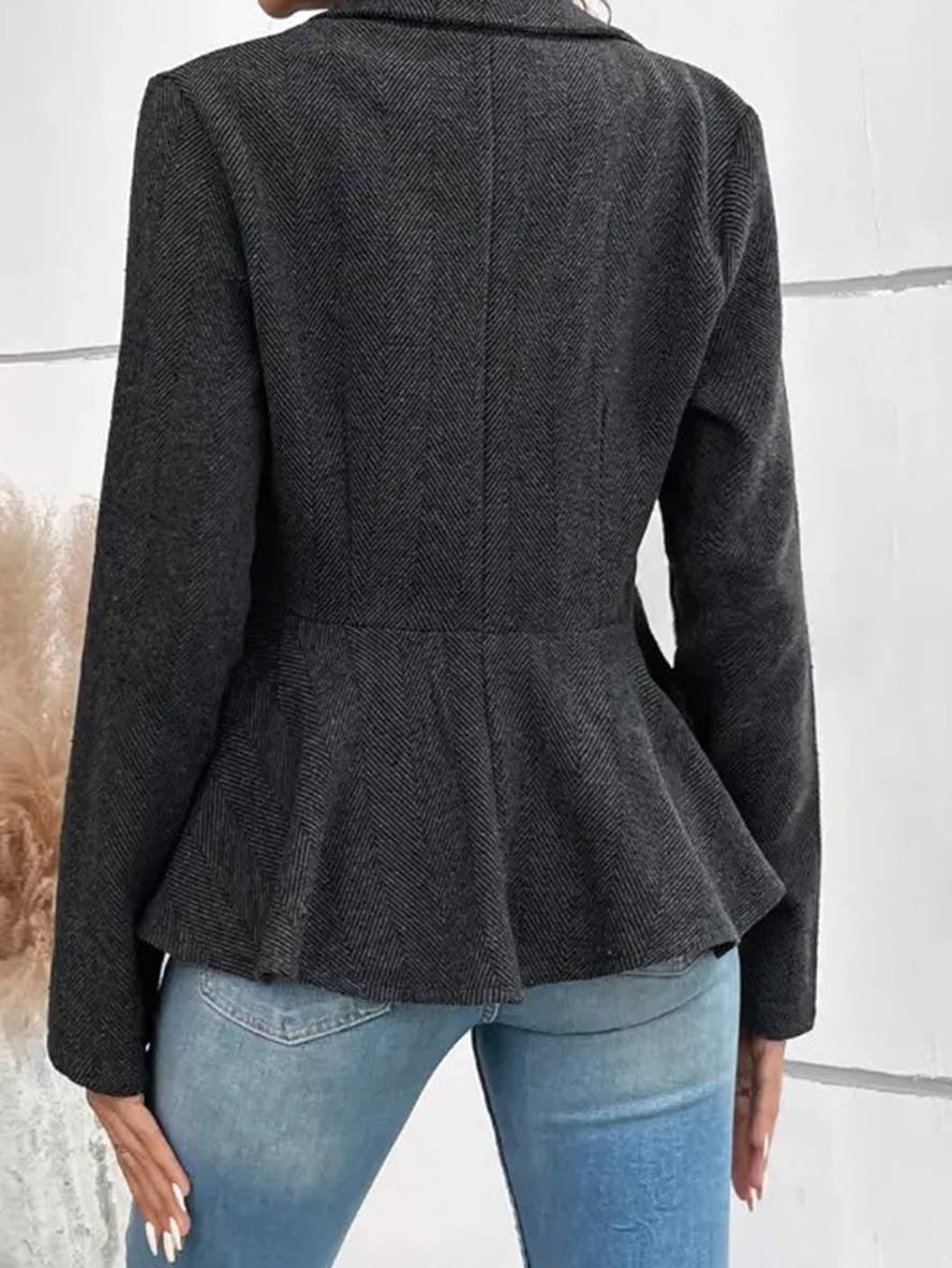 Heidi-Mode | Kurzer Blazer Chevron Peplum Doppelter Knopf Verschluss Reverskragen Lange Ärmel Damen Elegant Lässig Jacke - Image 6
