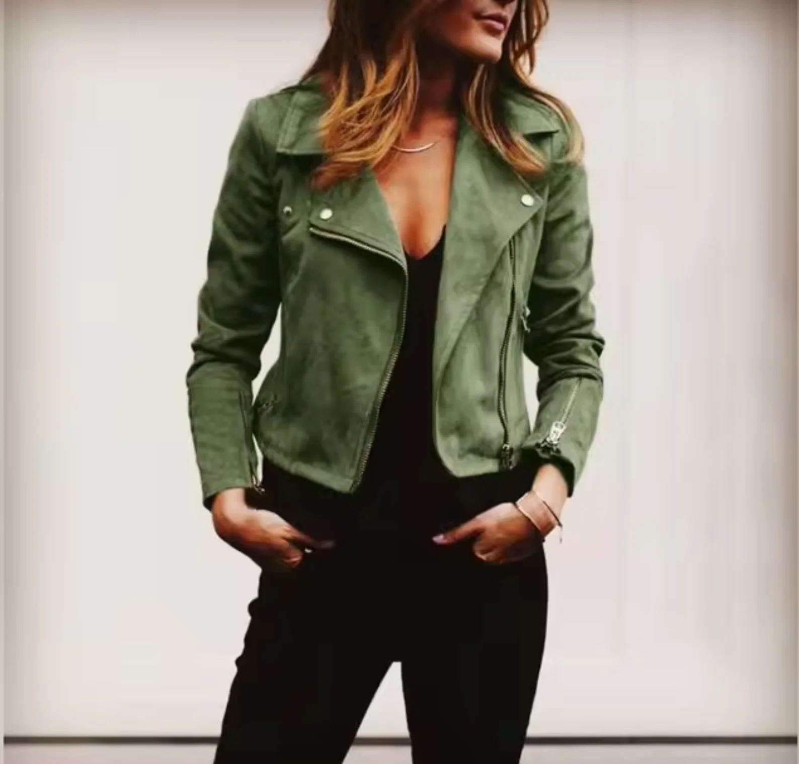 Heidi-Mode | Kurze Wildlederjacke - Image 4