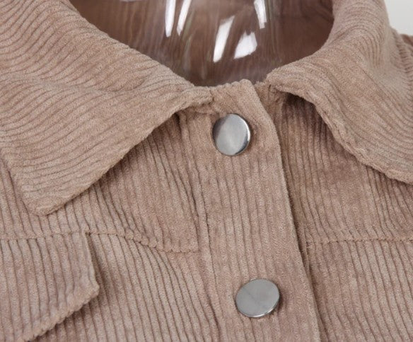Heidi-Mode | Kurze Frühlingsjacke für Damen - Image 3