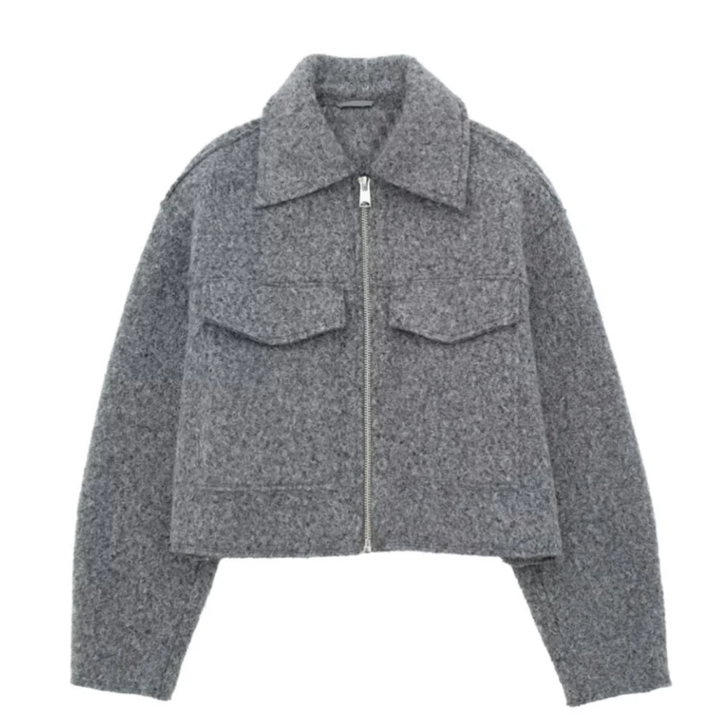 Heidi-Mode | Kurze Wolljacke Scharfer Kragen Strukturiert und Warm - Image 5