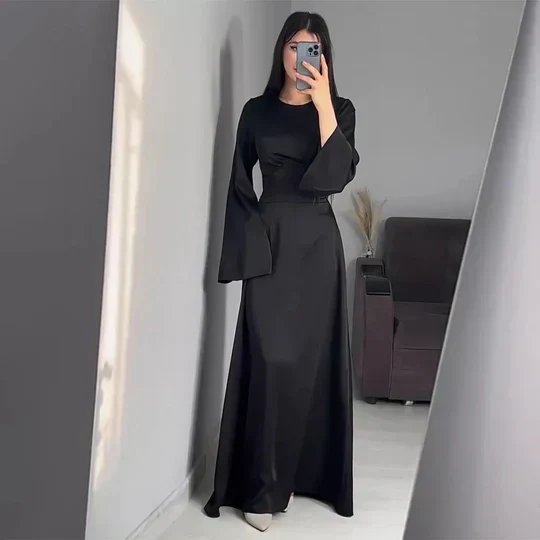 Heidi-Mode | Lange Frauenkleider Aus Satin Stil