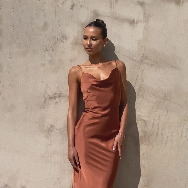 Heidi-Mode | Langes Satin Kleid