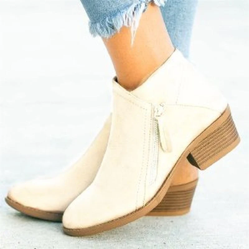 Heidi-Mode | Lässige Cowboy-Stiefelette - Image 4