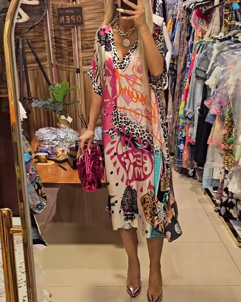 Heidi-Mode | Lässiges Kleid mit Tiefem V-Ausschnitt und Leoparden- und Buntem Aufdruck - Image 3