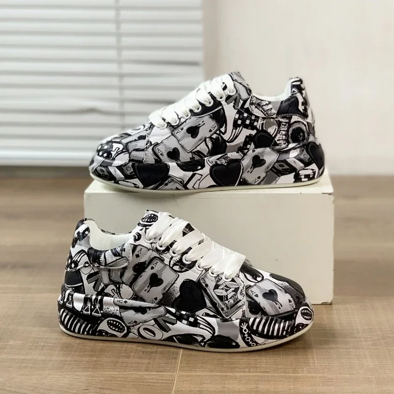 Heidi-Mode | Lebendige Sportschuhe Im Graffiti-Stil - Image 6