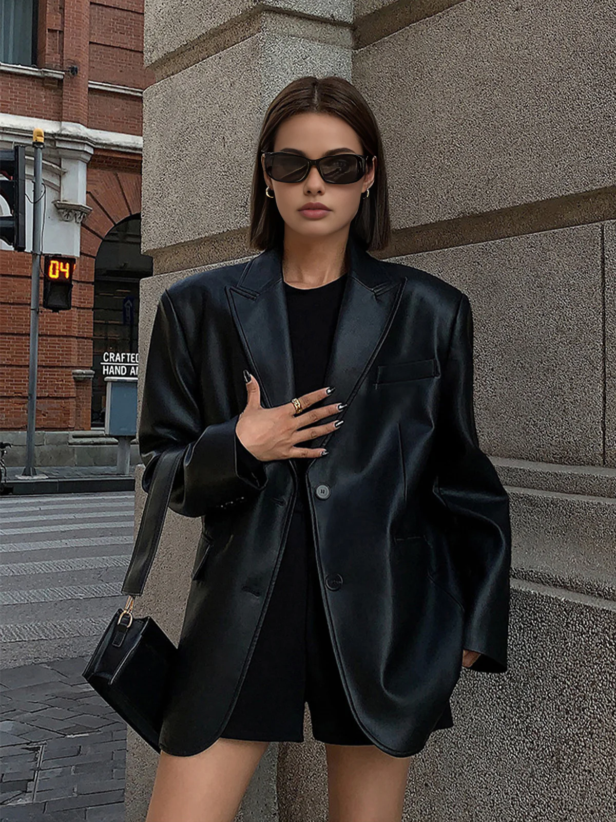 Heidi-Mode | Lederlook Blazer für Damen - Image 9