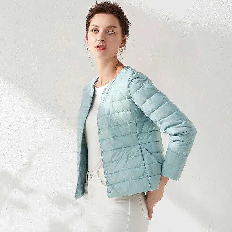 Heidi-Mode | Leichte, Kragenlose, Schlankmachende Daunenjacke für Frauen - Image 5