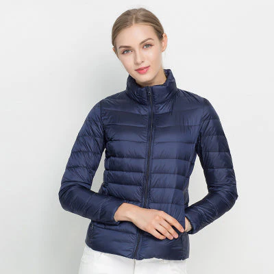 Heidi-Mode | Leichte Daunenjacke mit Urbaner Eleganz - Image 9