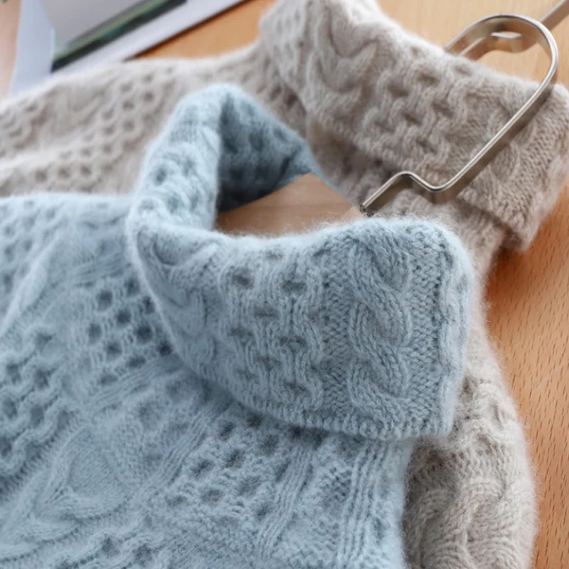 Heidi-Mode | Luxuriöser Kaschmir-Rollkragenpullover mit Karomuster - Image 2