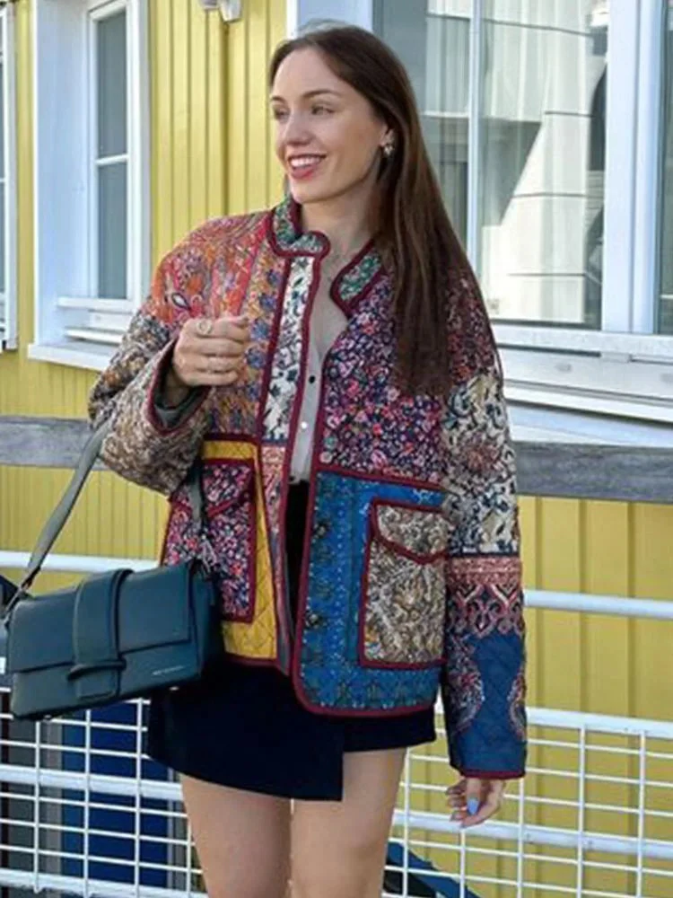 Heidi-Mode | Mantel mit Blumendruck und Patchwork-Taschen - Image 3