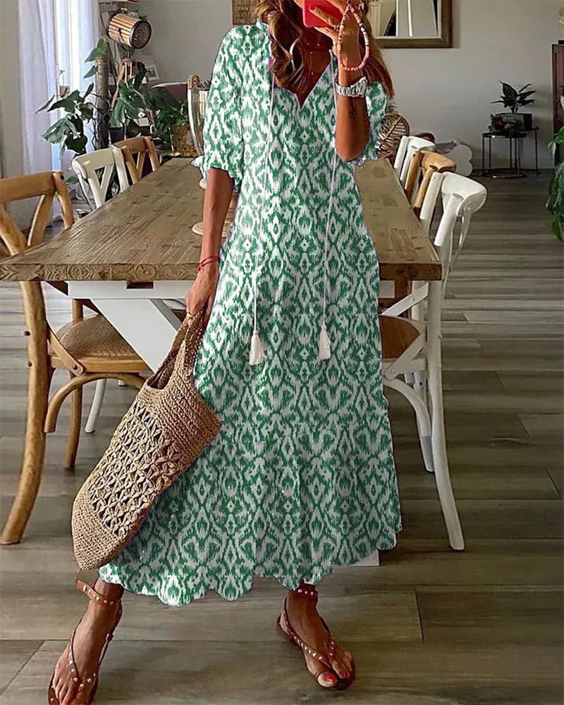 Heidi-Mode | Maxikleid Im Boho-Ikat-Print mit Quastenbändern Lässiges Maxikleid Im Bohemian-Stil mit V-Ausschnitt - Image 5