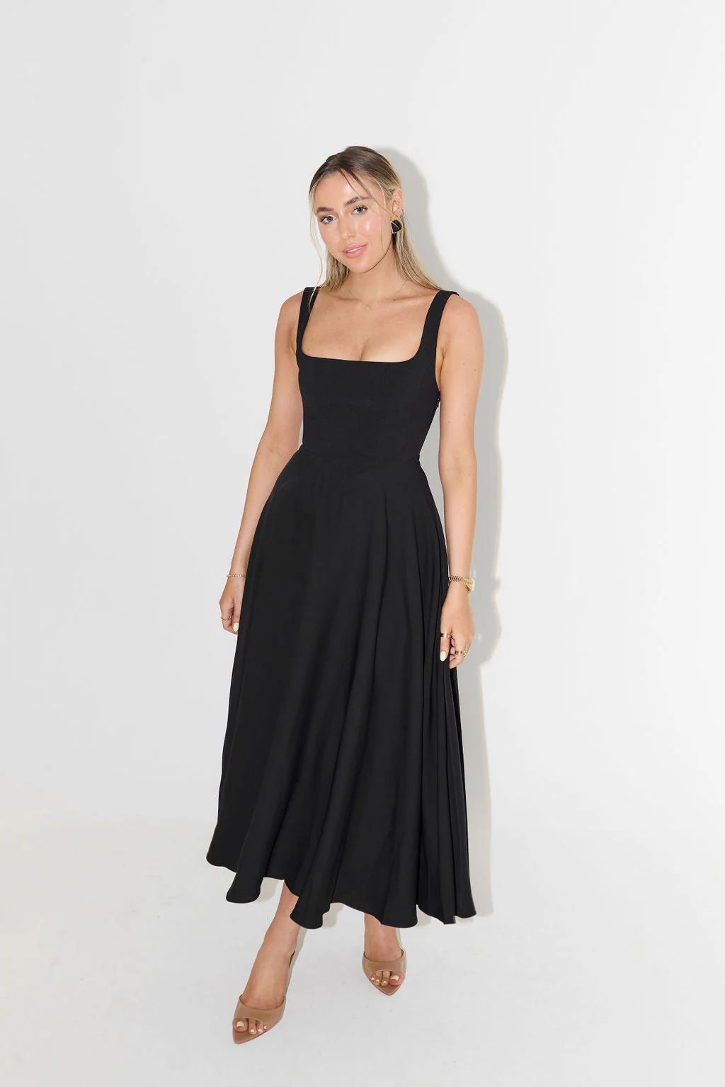 Heidi-Mode | Midikleid mit Quadratischer Ausschnitt - Image 6