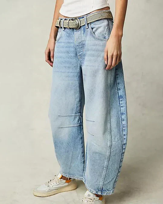 Heidi-Mode | Mitteltaillierte Röhrenjeans für Frauen - Image 2