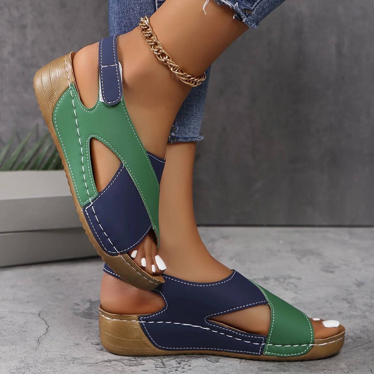 Heidi-Mode | Moderne Farbblock Sandalen - Image 6