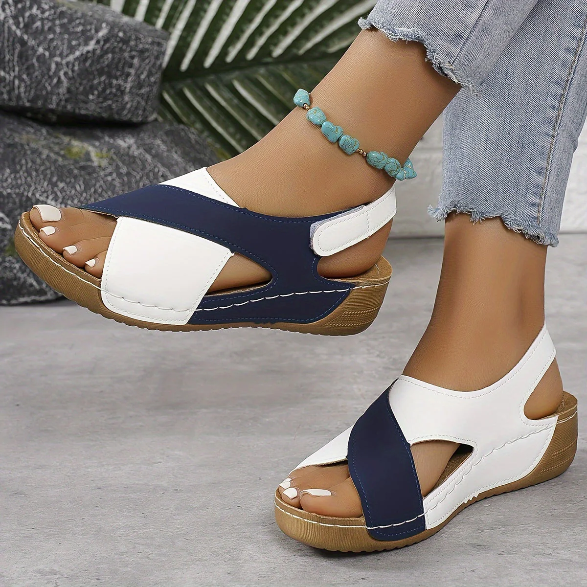 Heidi-Mode | Moderne Farbblock Sandalen - Image 7