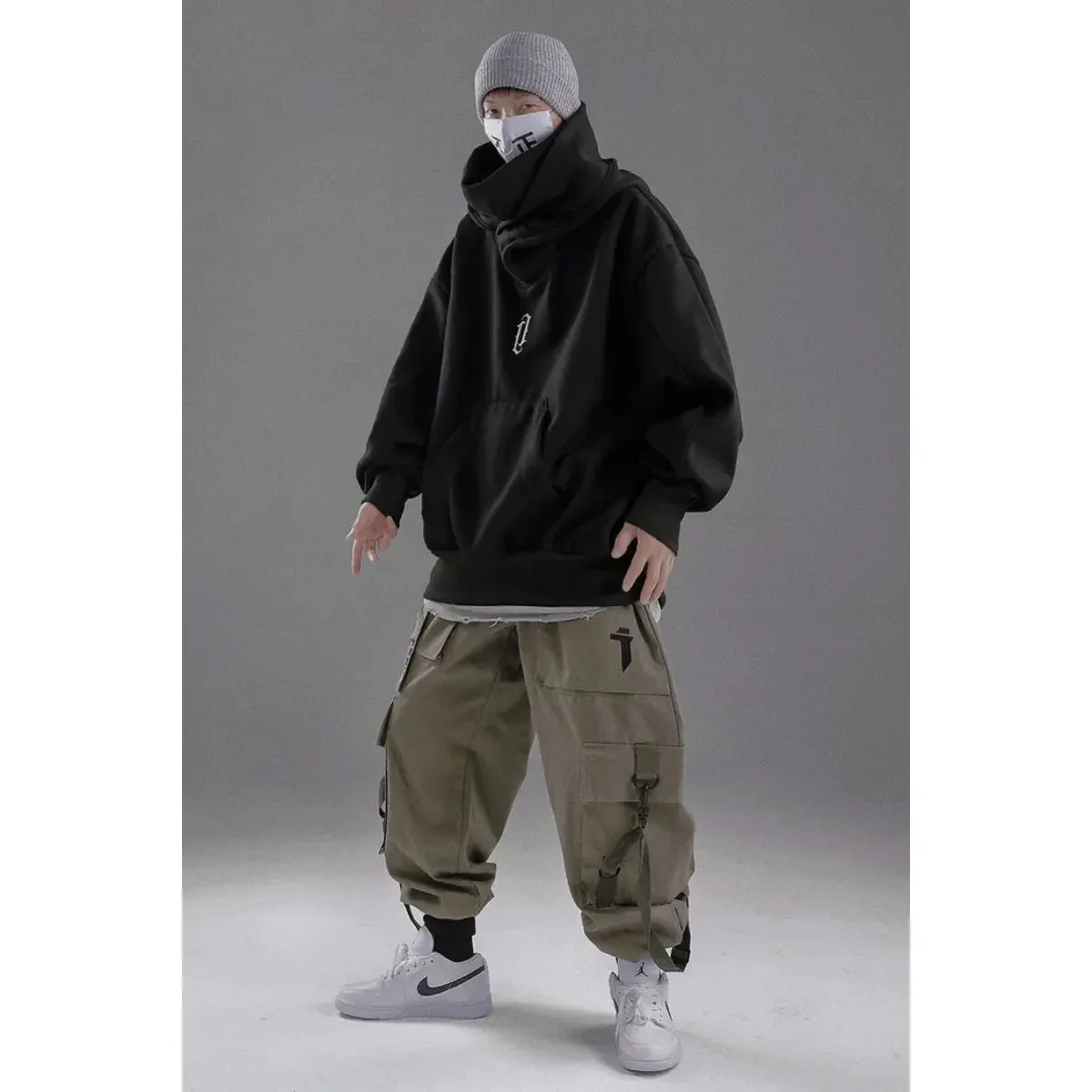 Heidi-Mode | Ninja-Hoodie mit Doppeltem Ausschnitt - Image 4