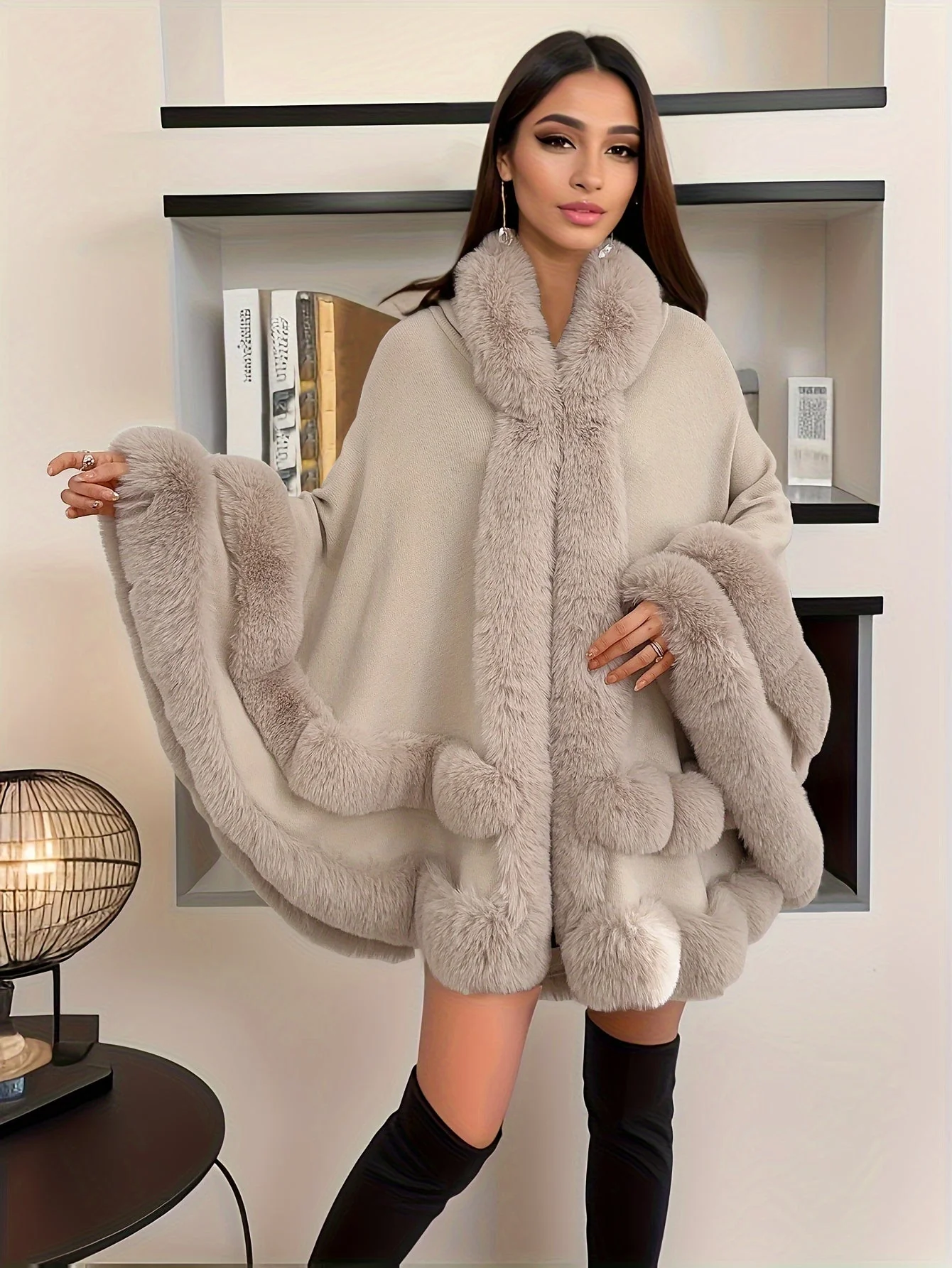 Heidi-Mode | Oversize-Fellcape-Mantel für Damen - Image 9