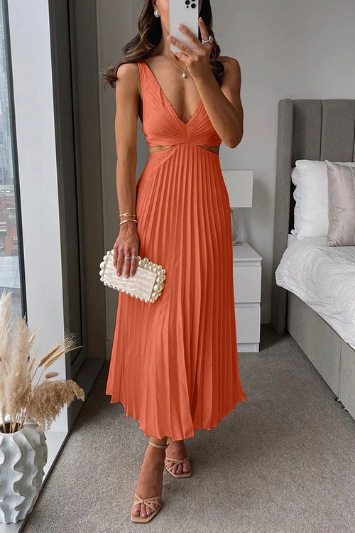 Heidi-Mode | Plissierter Plunge Midi-Kleid - Image 5