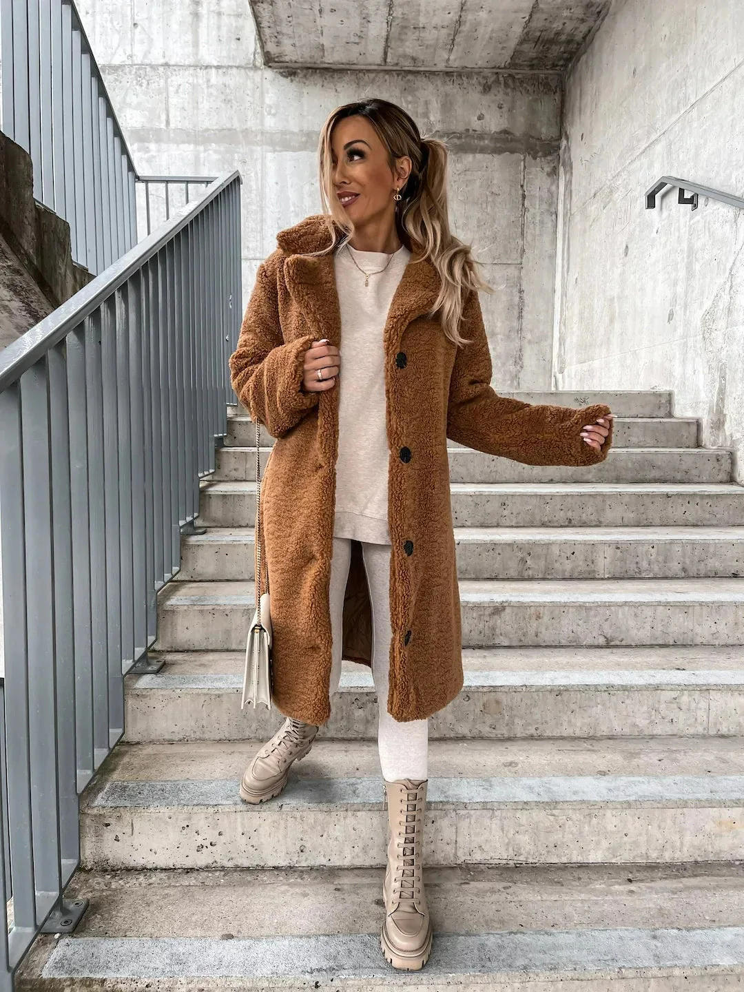 Heidi-Mode | Plüsch-Trenchcoat - Image 6