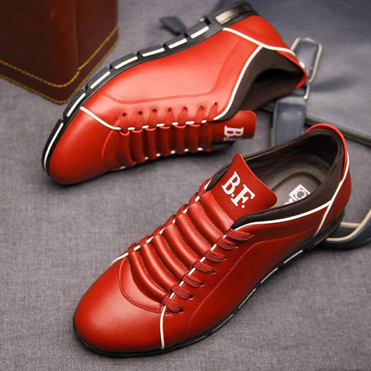 Heidi-Mode | Premium Leder Sneaker für Herren - Image 2