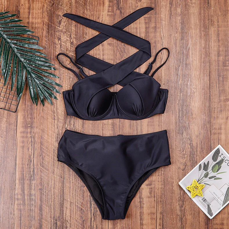 Heidi-Mode | Hochgeschnittenes Push-Up Bikini-Oberteil mit Kreuzverschluss - Image 5