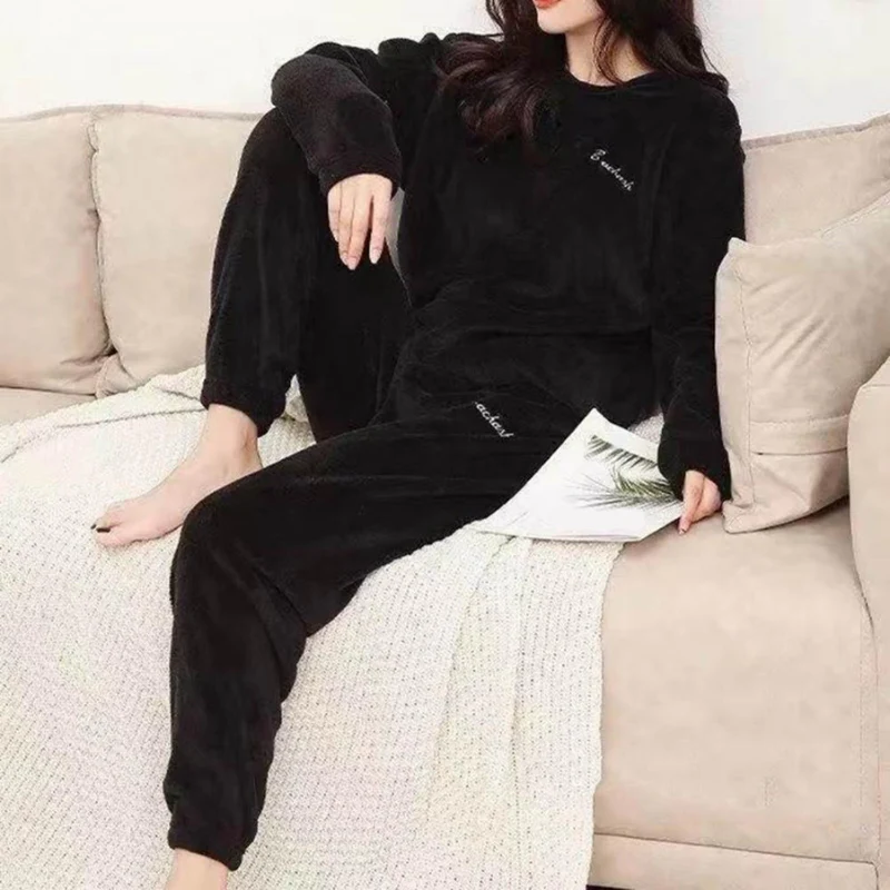Heidi-Mode | Pyjama Set Warme Plüsch-Schlafkleidung für Damen - Image 3