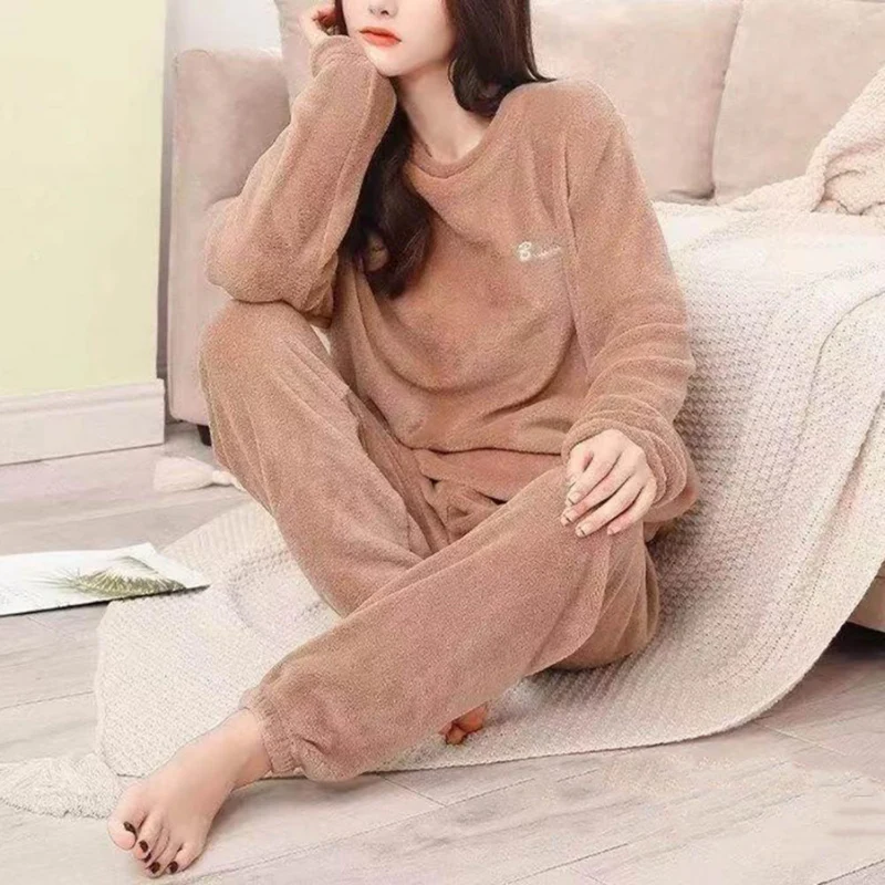 Heidi-Mode | Pyjama Set Warme Plüsch-Schlafkleidung für Damen - Image 4