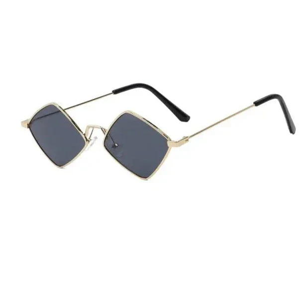 Heidi-Mode | Quadratische Sonnenbrille für Damen Kühn & Trendy - Image 12