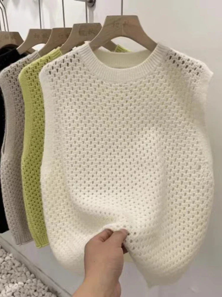 Heidi-Mode | Ärmelloser Strickpullover für Damen - Image 5