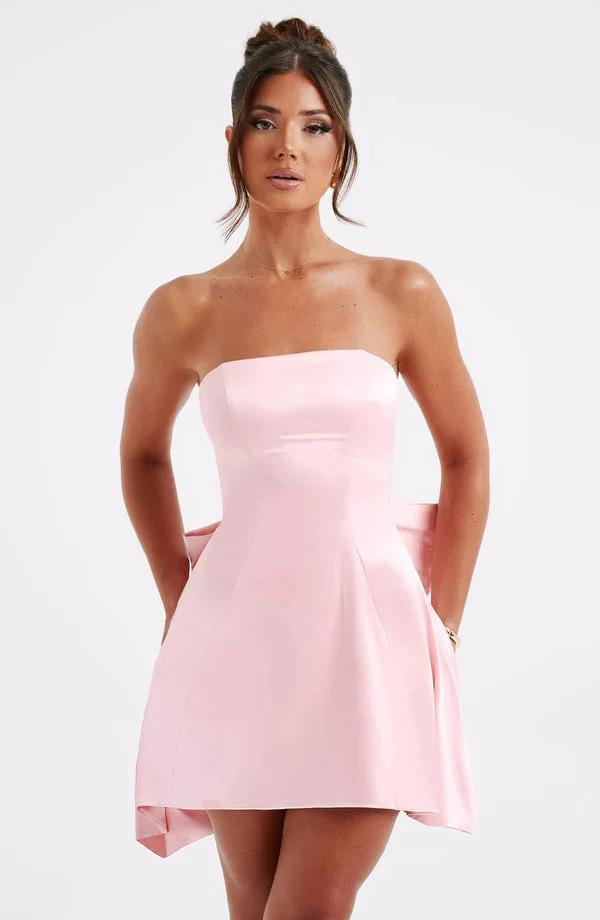 Heidi-Mode | Ärmeloses Minikleid mit Schleifendetail - Image 10