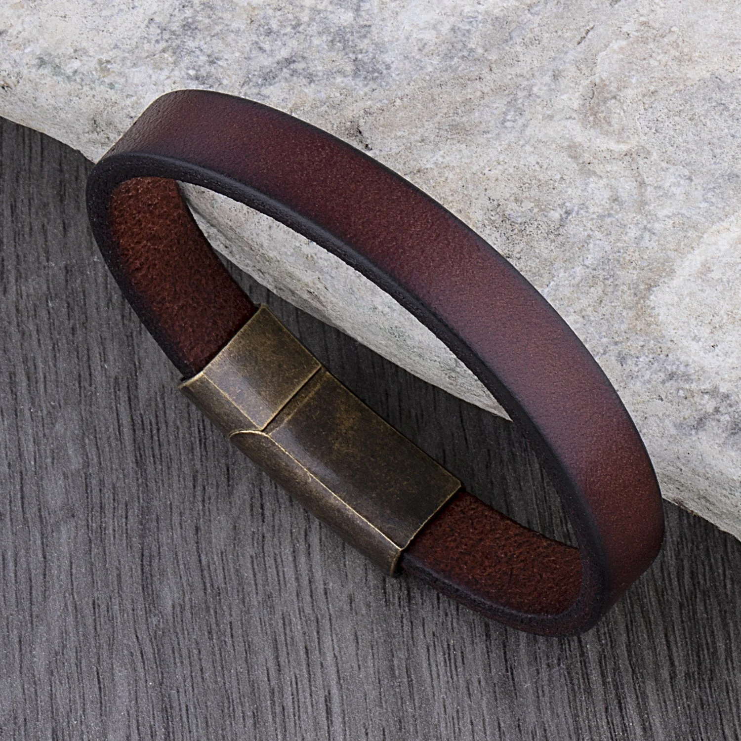 Heidi-Mode | Robuste Lederarmband mit Messingschließe