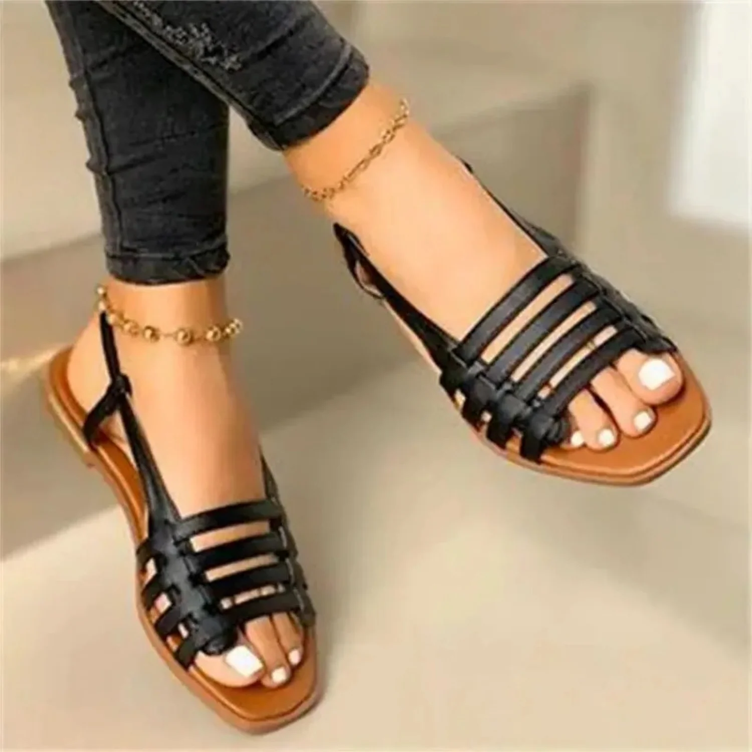 Heidi-Mode | Sandalen mit Flacher Sohle - Image 2