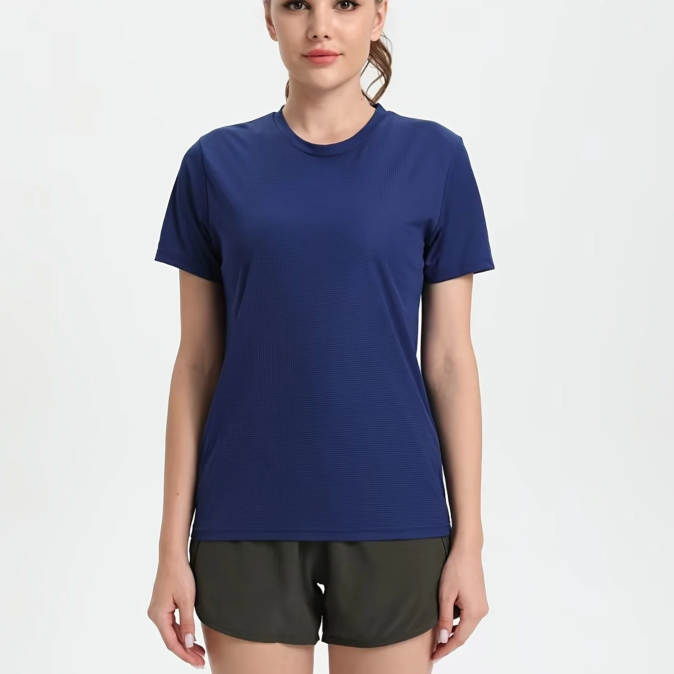Heidi-Mode | Schnell Trocknendes, Leichtes Sportshirt für Damen - Image 3