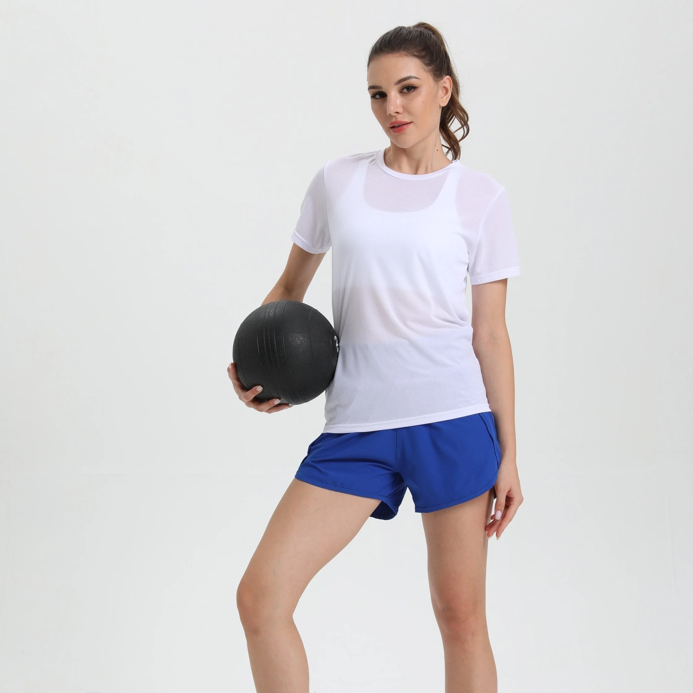 Heidi-Mode | Schnell Trocknendes, Leichtes Sportshirt für Damen - Image 9