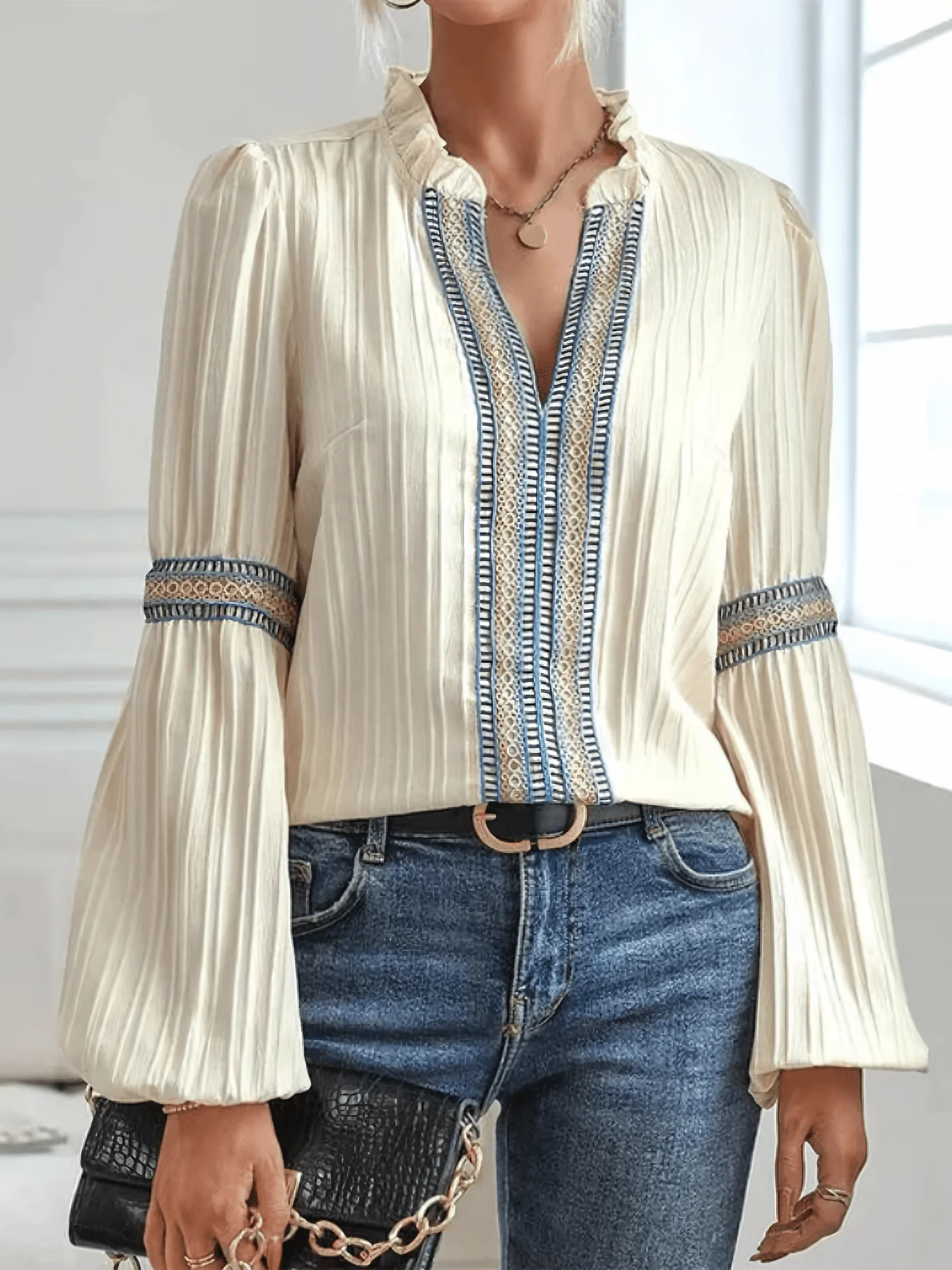 Heidi-Mode | Spitzen Boho Chic Bluse für Frauen - Image 4