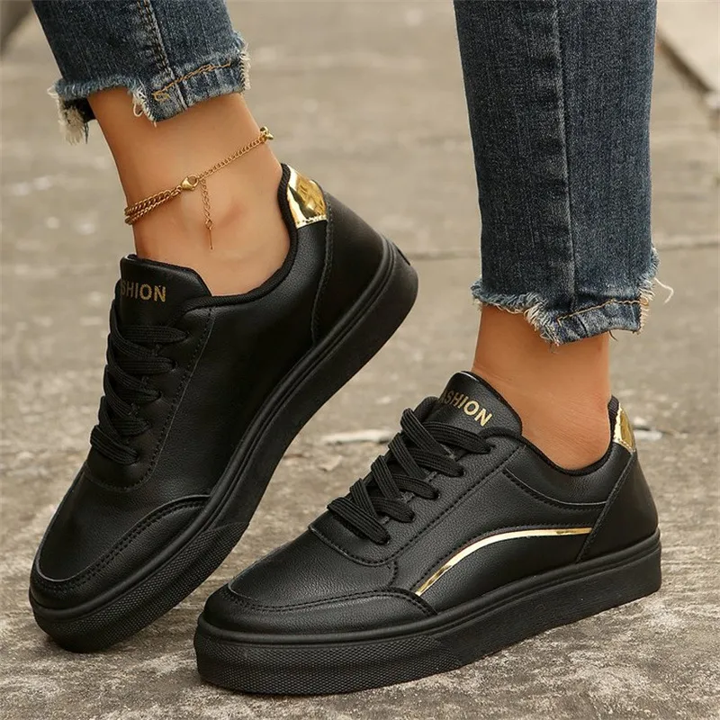Heidi-Mode | Lässige Schnürschuhe für Städte - Image 3