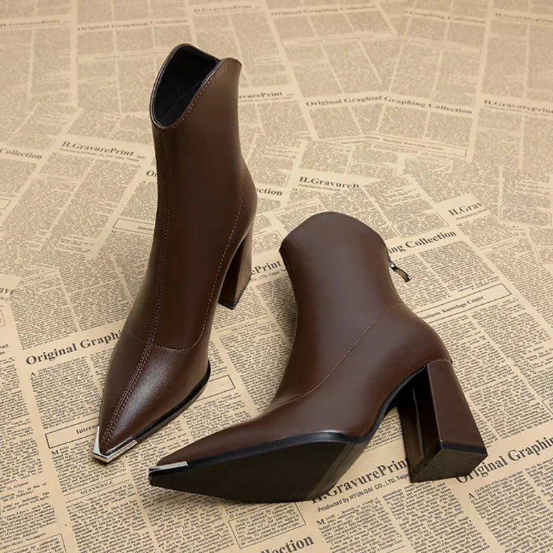 Heidi-Mode | Stiefel mit Hohem Absatz und Reißverschluss - Image 7
