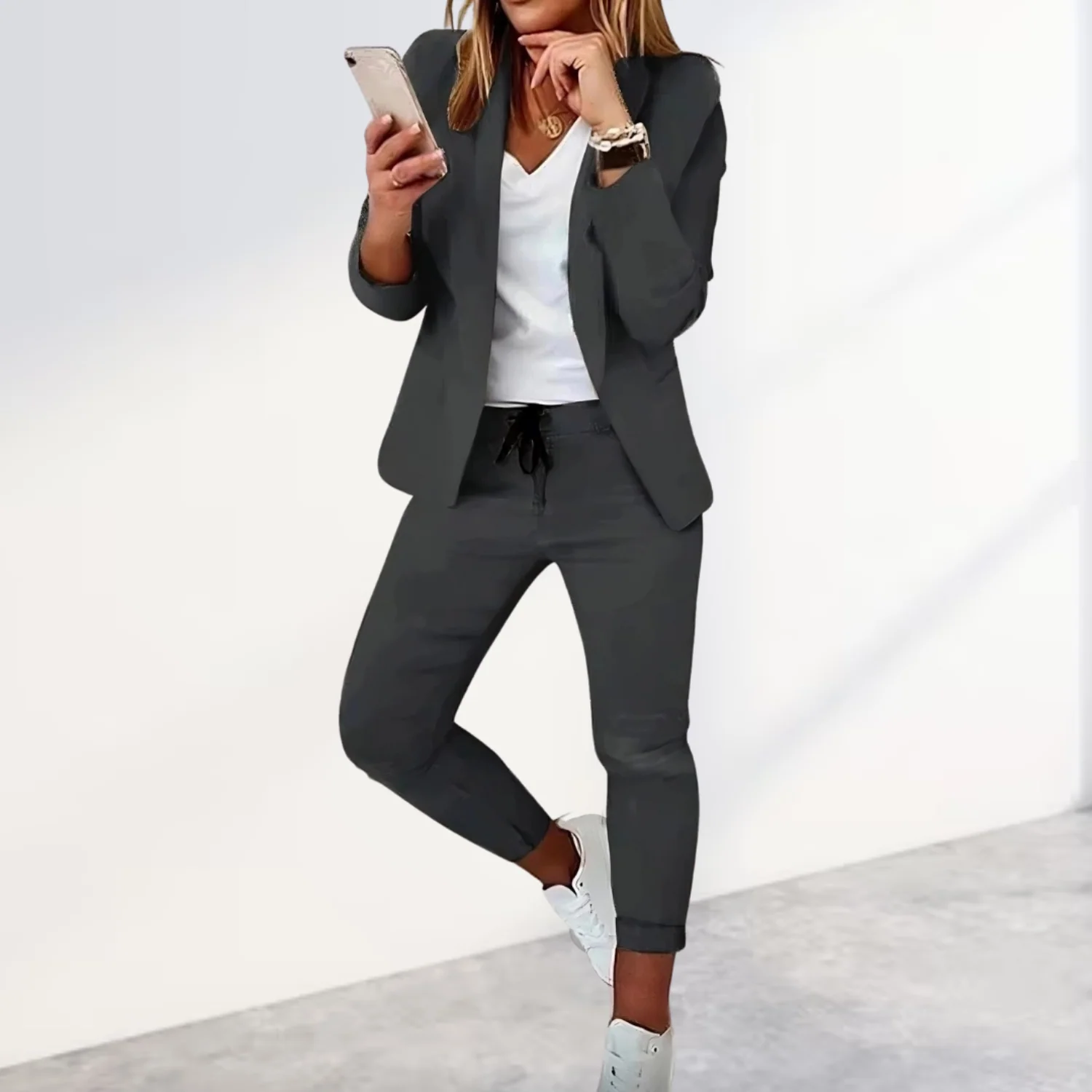 Heidi-Mode | Stylisches Blazer- und Hosen-Set - Image 2
