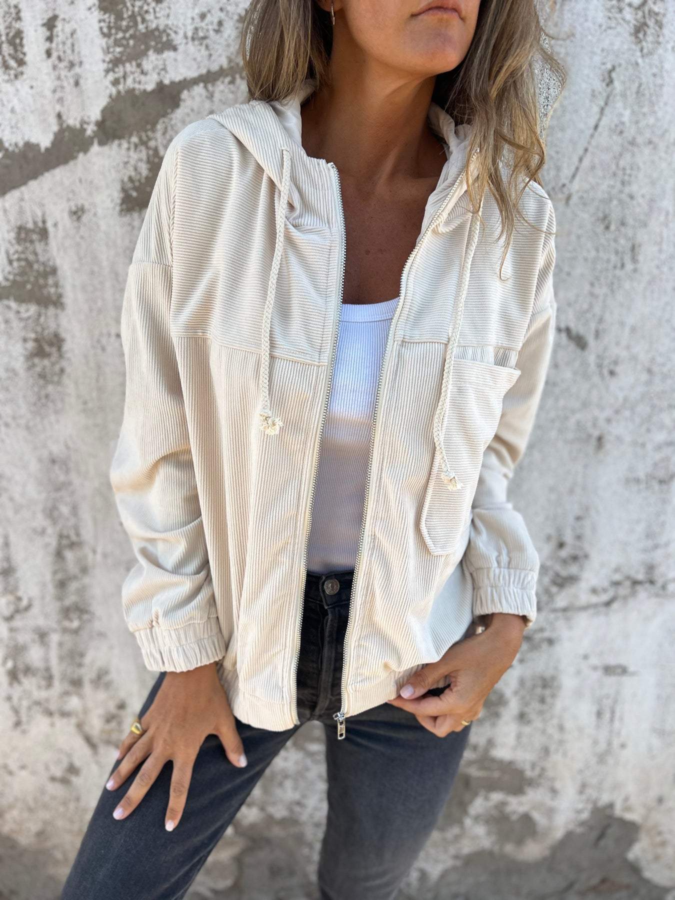 Heidi-Mode | Stilvolle Cordjacke mit Reißverschluss - Image 5