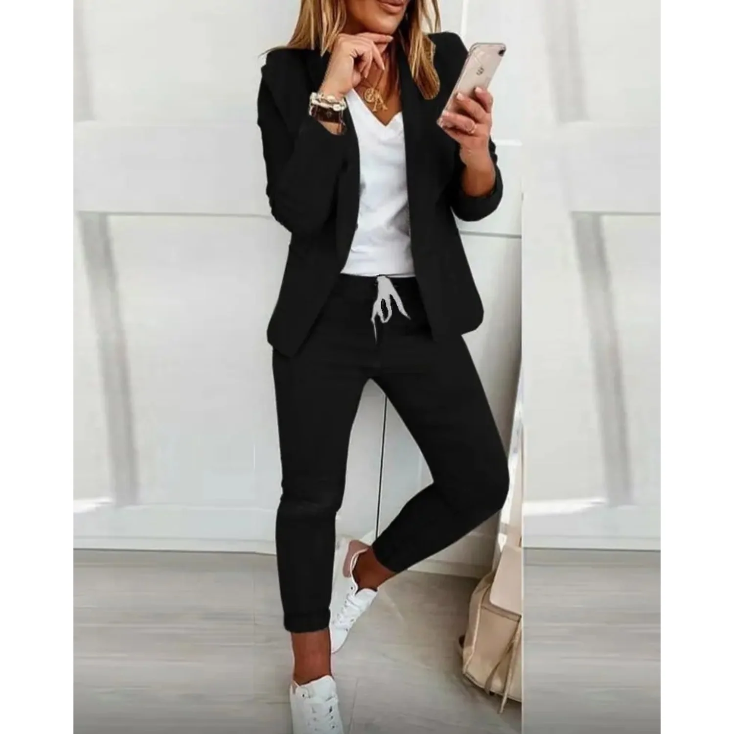 Heidi-Mode | Stilvolles Damen Blazer und Hosen Set - Image 4