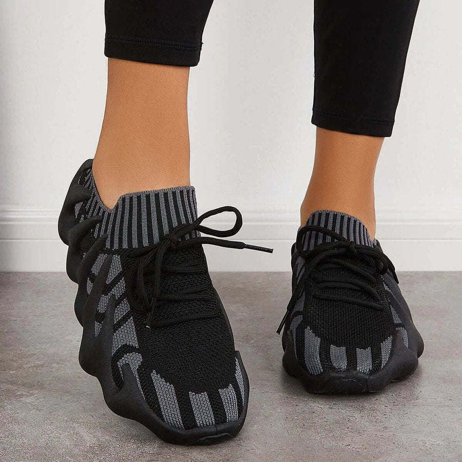 Heidi-Mode | Einzigartige, Stylische Sneaker - Image 25