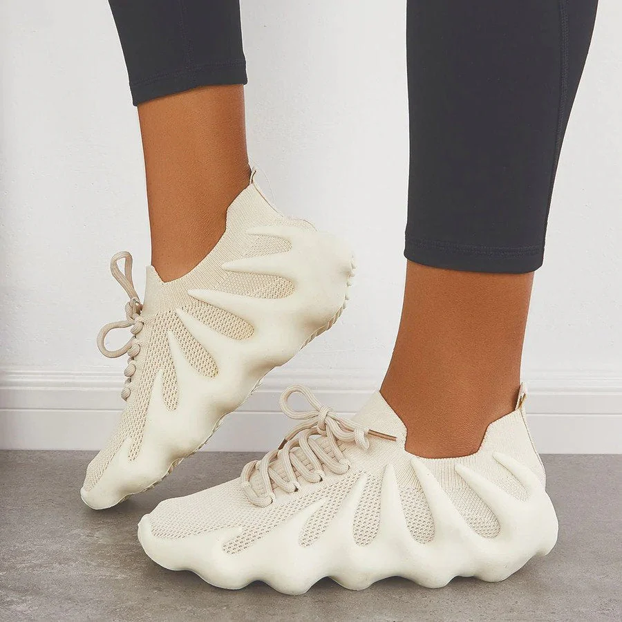 Heidi-Mode | Einzigartige, Stylische Sneaker - Image 5