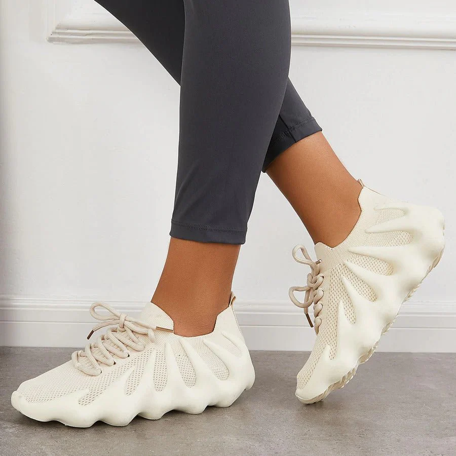 Heidi-Mode | Einzigartige, Stylische Sneaker - Image 6