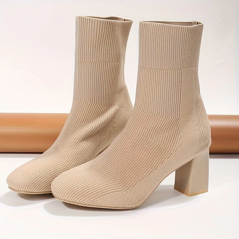 Heidi-Mode | Strickstiefel mit Halbhohem Schaft und Blockabsatz - Image 6