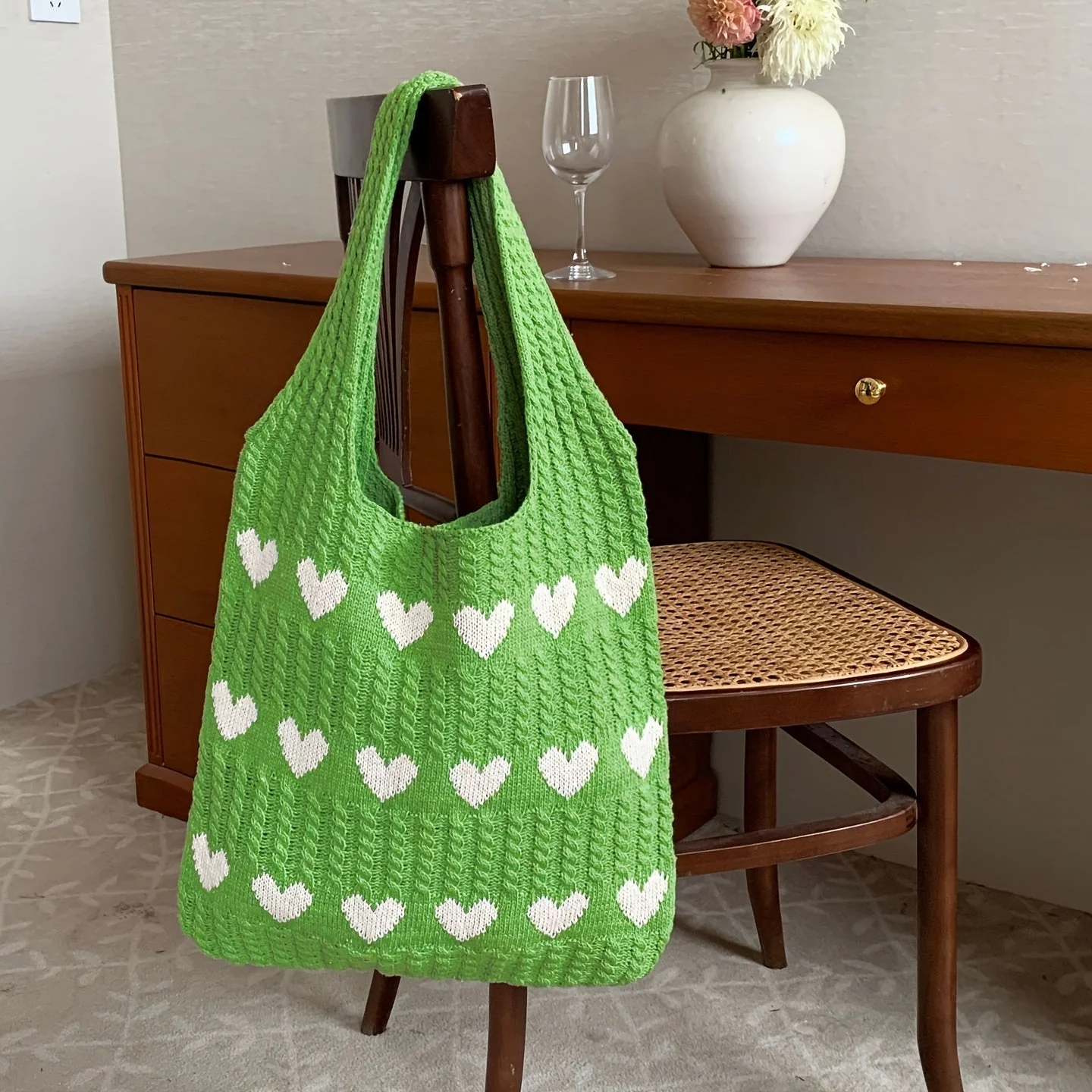 Heidi-Mode | Handgefertigte Stricktasche mit Herzmuster - Image 3