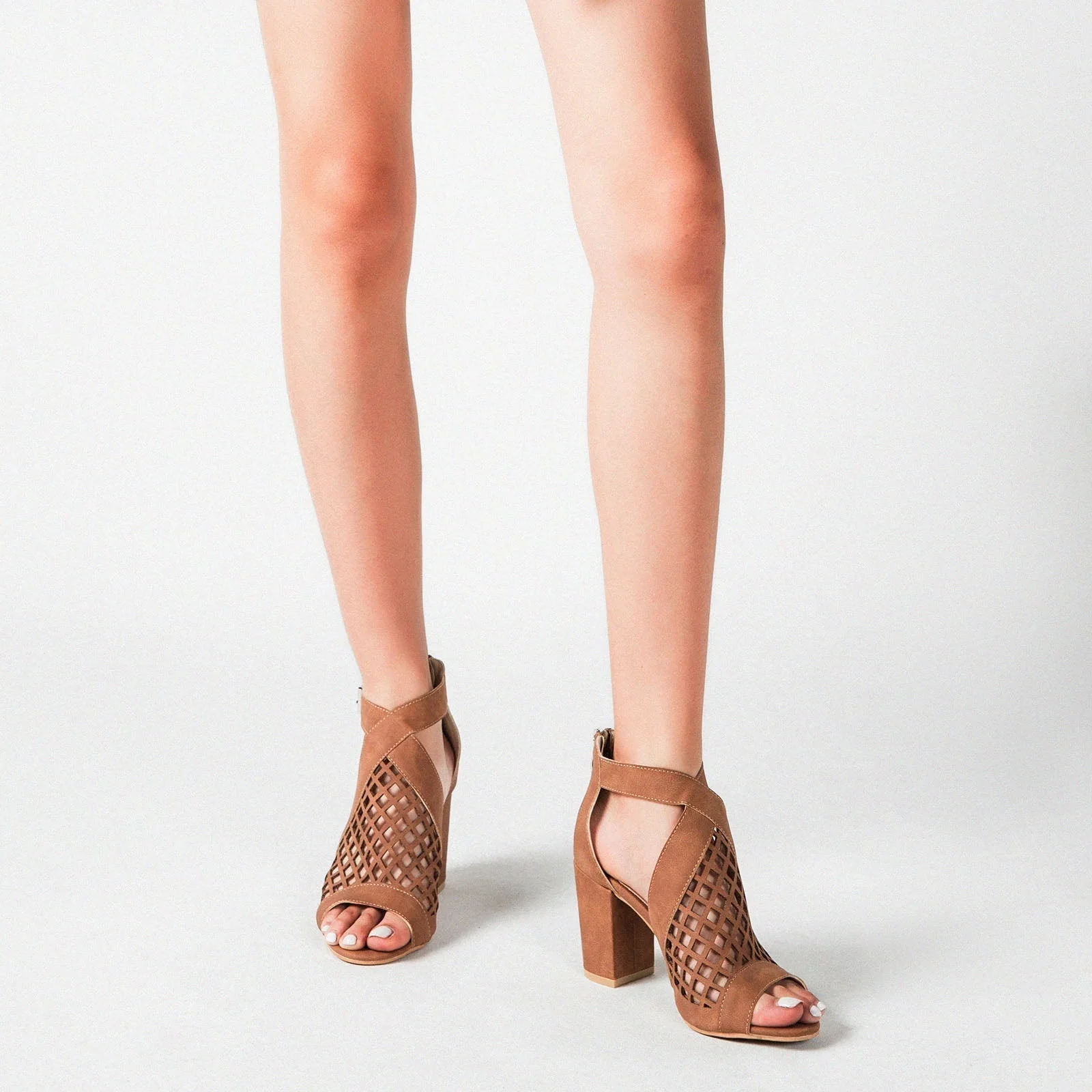 Heidi-Mode | Stylische & Bequeme Absätze - Image 10